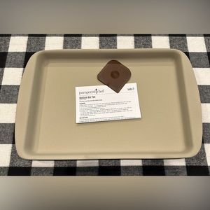 Brand New - Pampered Chef Medium Stoneware Bar Pan #1449